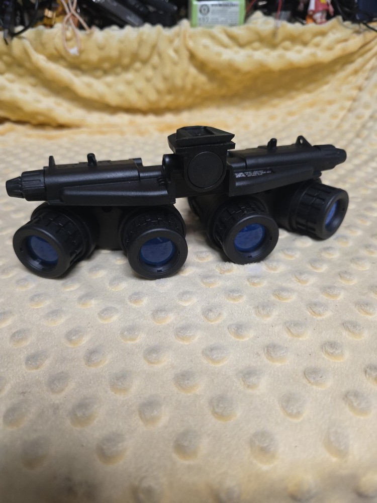 Night Vision Goggles DUMMY PAIR for Prop Use Not Functional Black