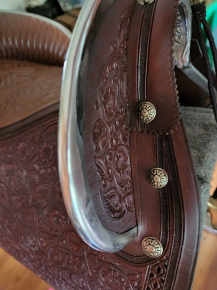 Peruvian Show Saddle