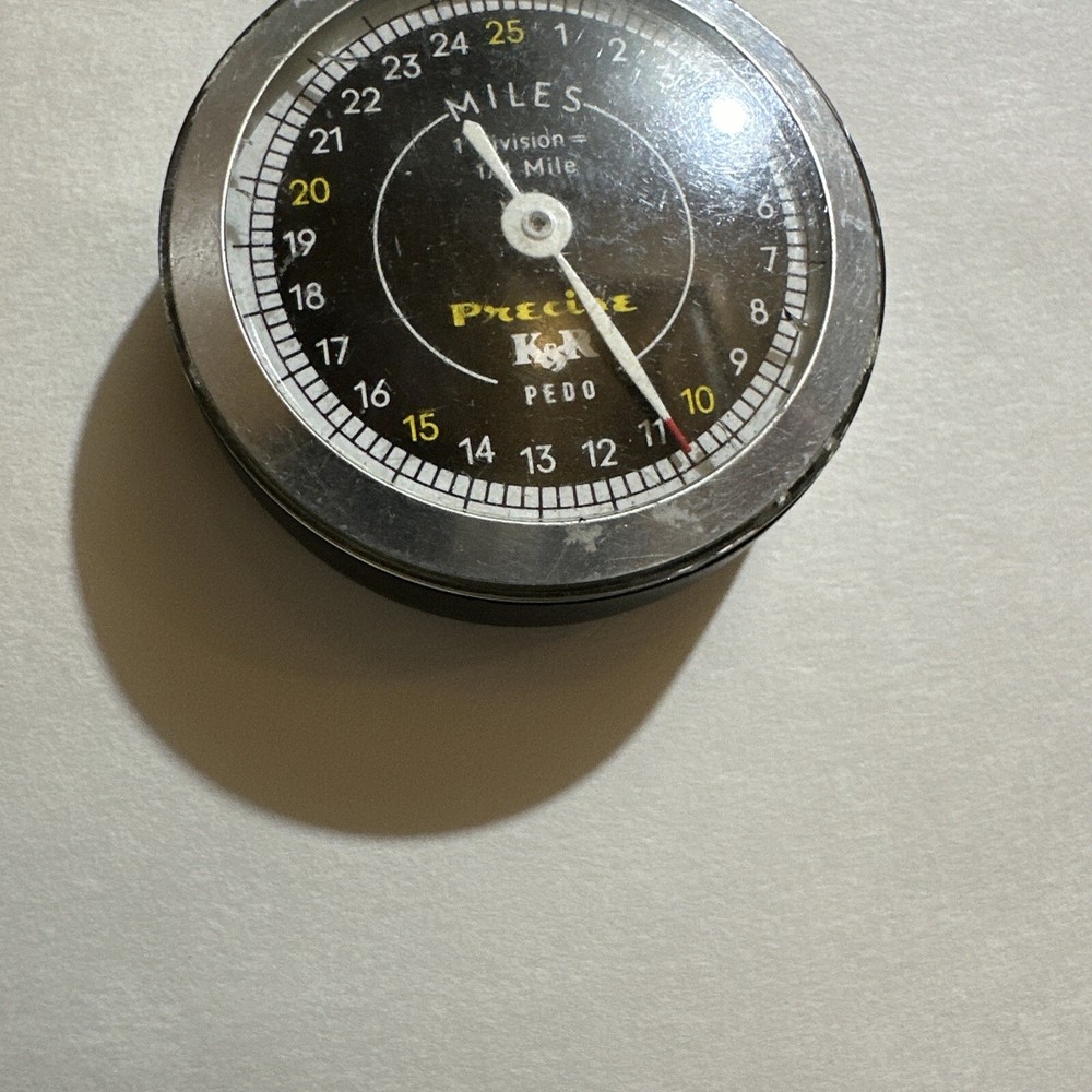 K&R PRECISE Pedo Vintage Pedometer Motion Activated Step Tracker