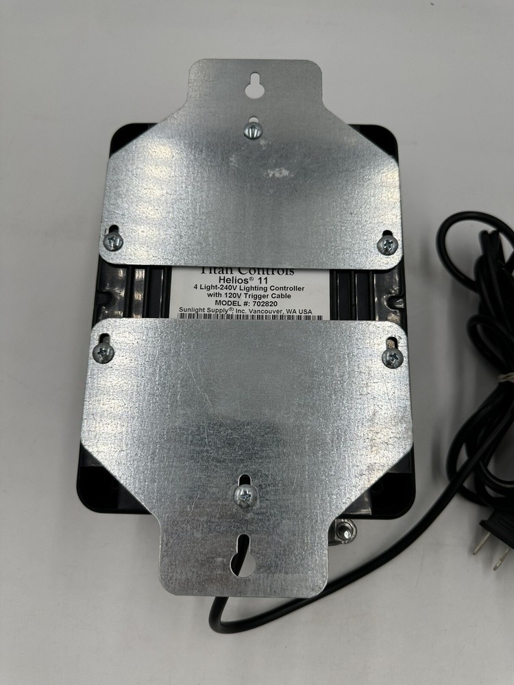 Titan Controls Helios 11 4 Light Controller 240V With Trigger Cable Garden