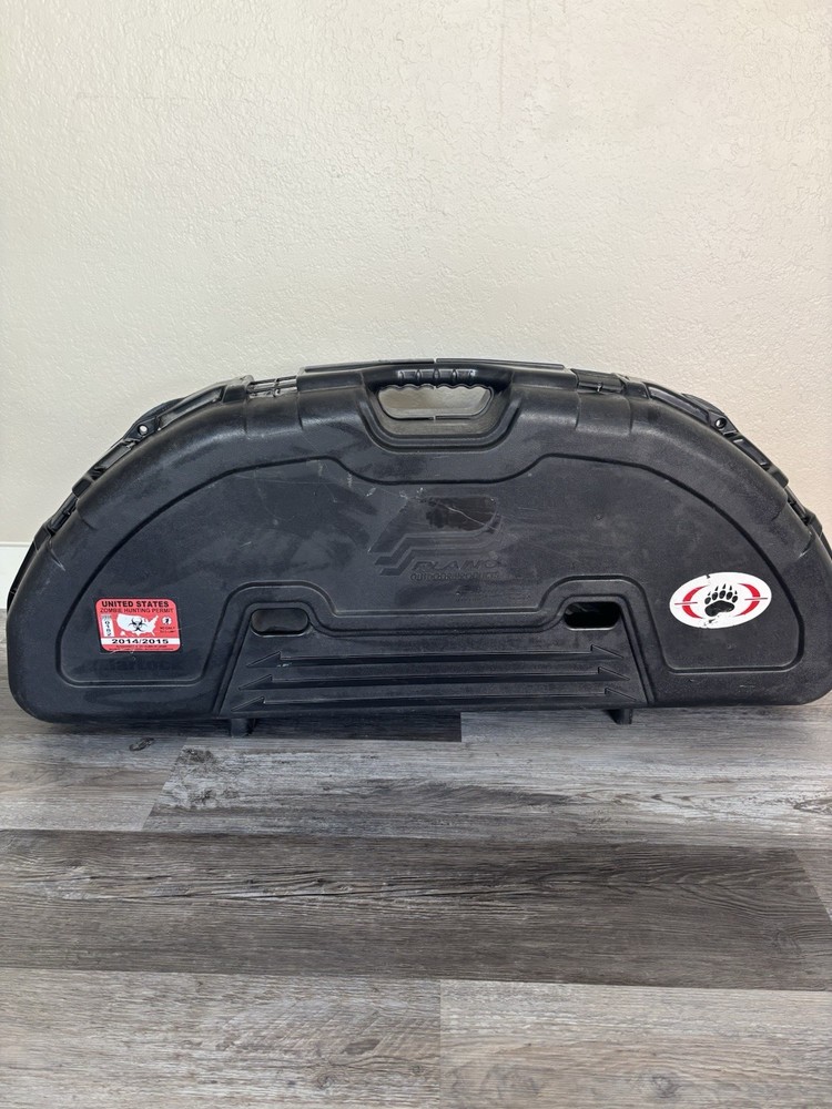 PSE Stinger 3G Compound Bow Package – Case, Sight, Stabilizer – Ready To Hunt