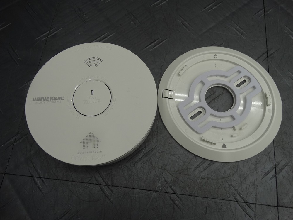 Universal Security Instruments Hardwired & 10-Year Battery Backup Smoke Detector