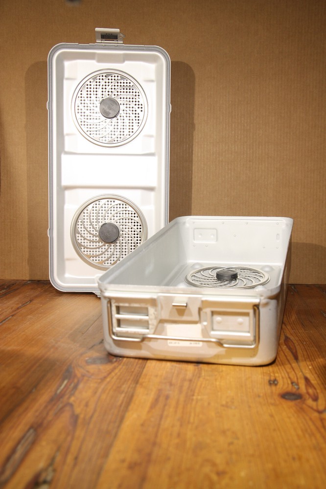 Aesculap SterilContainer Sterilization System with Silver Lid - JN441 JK489