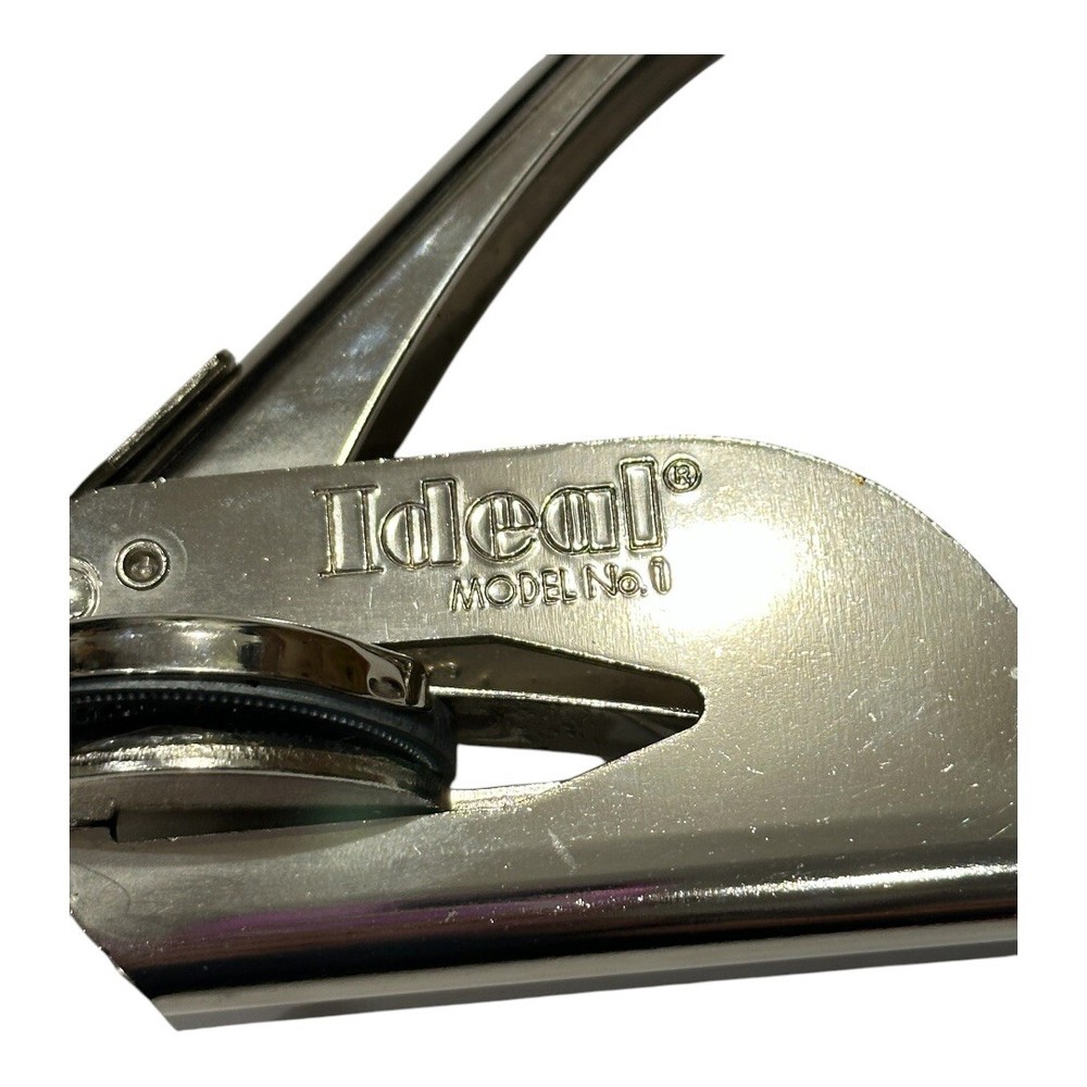 VINTAGE Ideal Model No 1 Seal Embosser