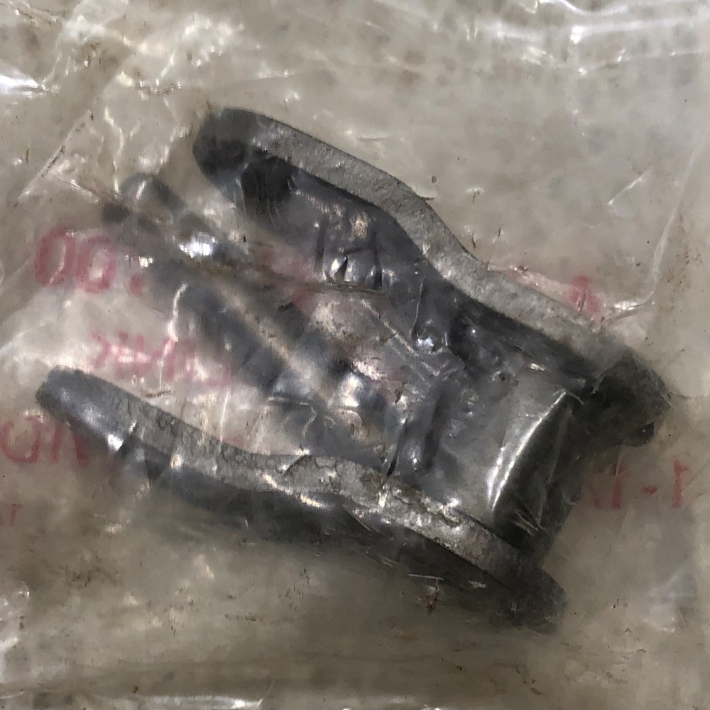 100 Roller Chain Offset Link 1-1/4" Chain Pitch 3/4” Width