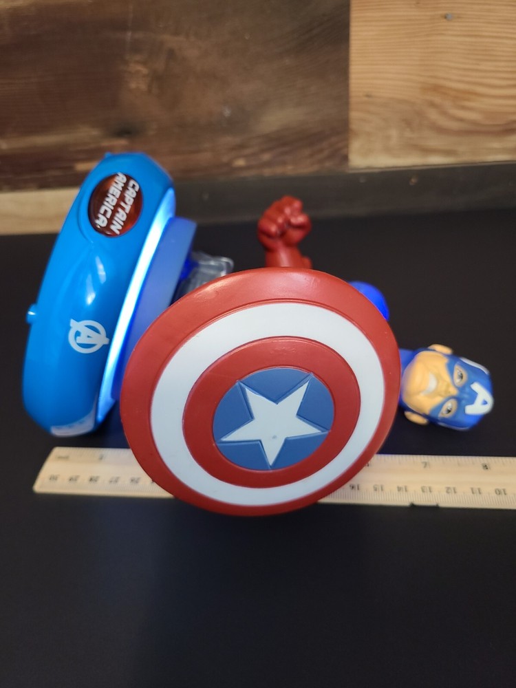 Captain America Superhero Night Light Marvel Comics 2016 Works! 8" Tall