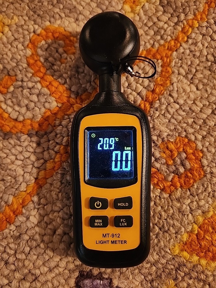 MT-912 Digital Light Meter Excellent Condition
