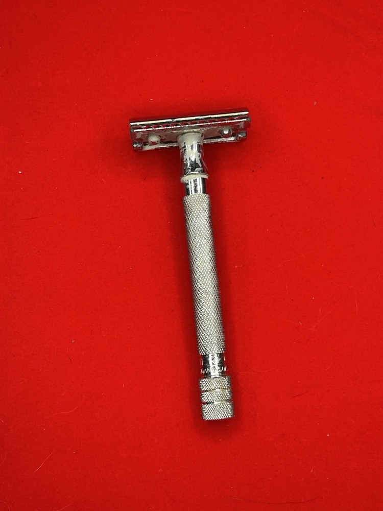 Merkur 22C Safety Razor Long Handle Open Comb Double Edge Germany
