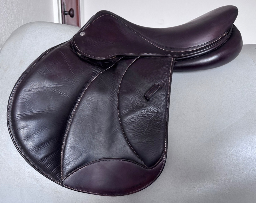 16.5" Voltaire Palm Beach PRO Saddle - 2017 - 2A - Full Buffalo