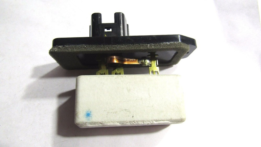STANDARD RU84 HVAC Blower Motor Resistor