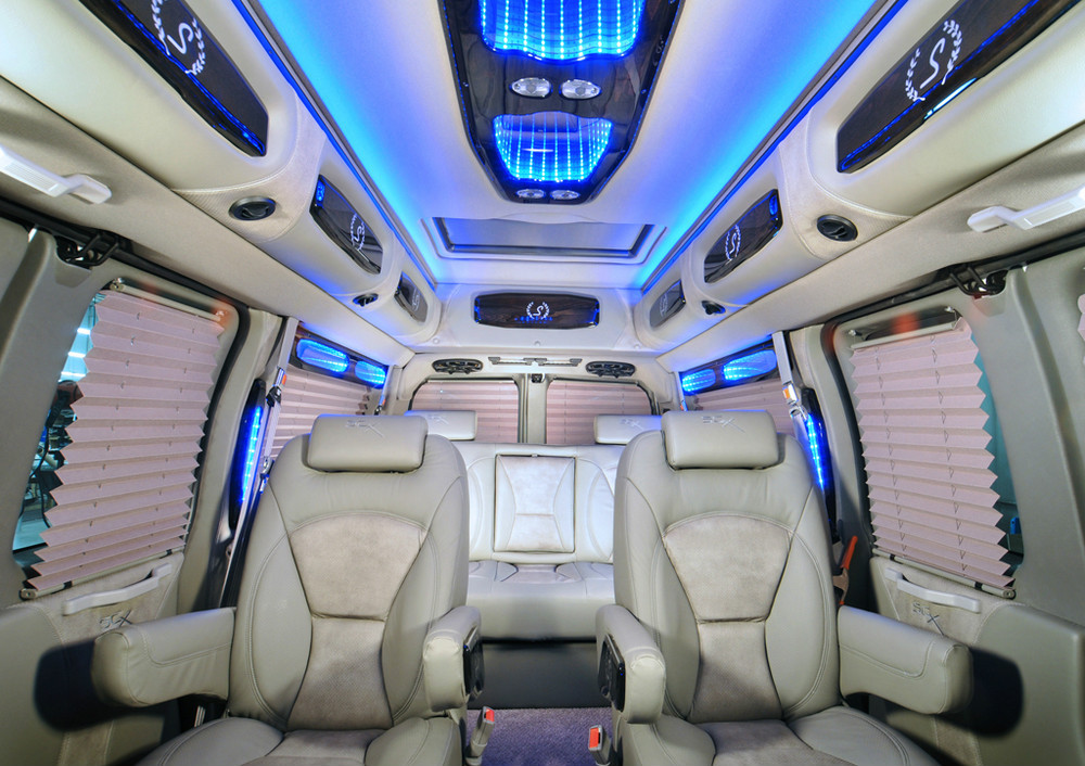 UNIVERSAL - Party BUS lighting with controller - complete kit - 12VDC LED
