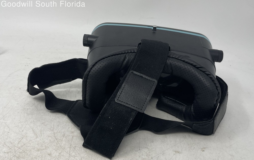 Arcadia Black Adjustable Strap Smartphone 360 Virtual Reality Headset