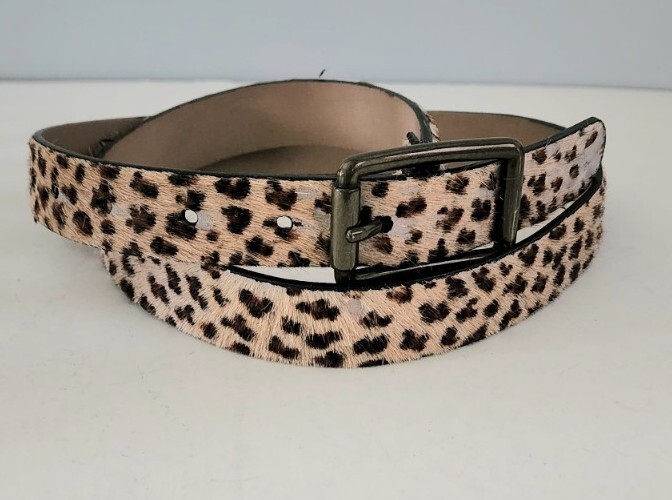 Nine West cow hide belt women's size medium