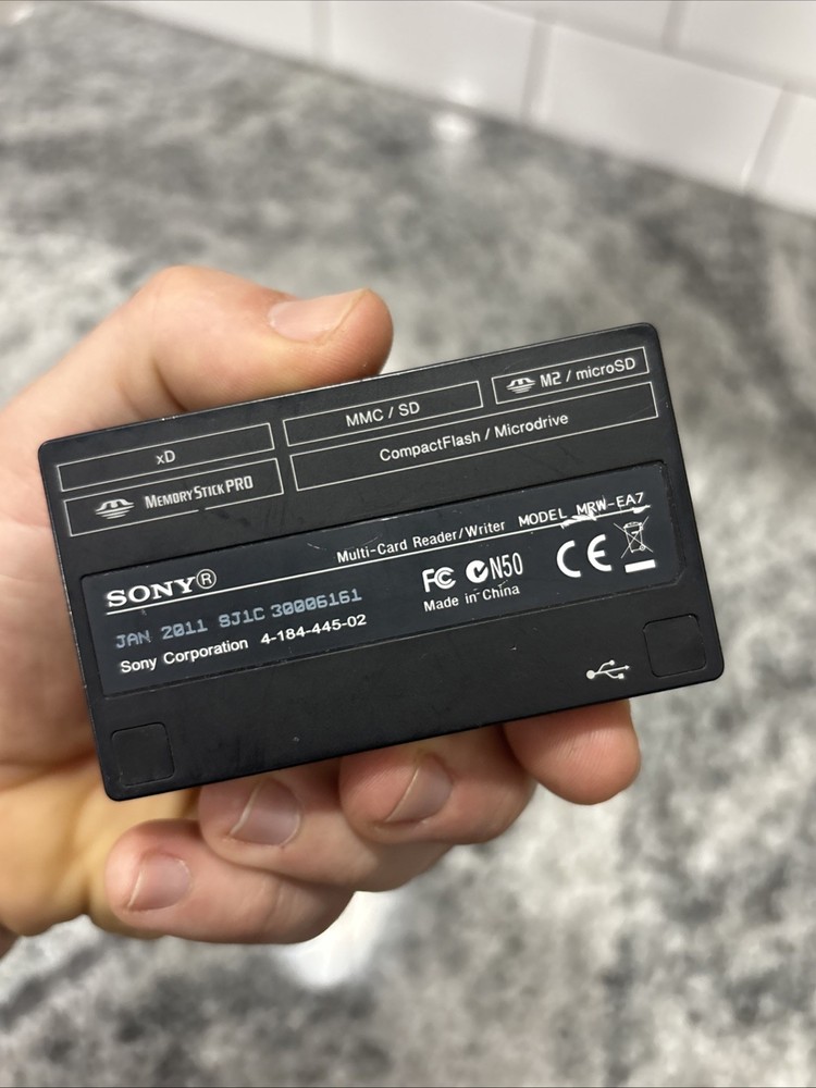 Sony USB External Multi-Format Card Reader/Writer MRW-EA7 - WORKS - TESTED