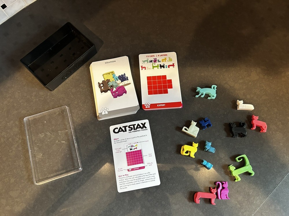 Brainwright 2015 Cat Stax Puzzle Game With All Pieces & Box