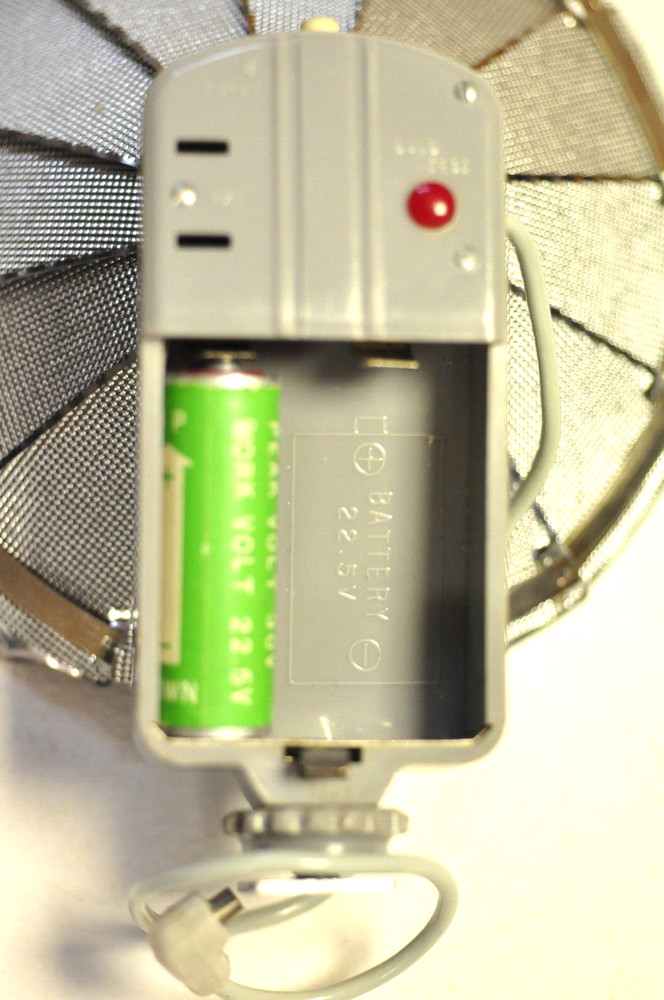 Tower pocket flash model #8706 as shown.