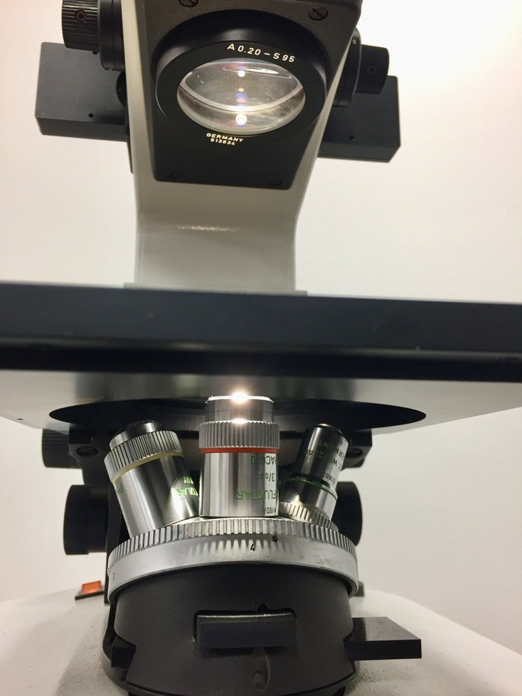 Leitz Labovert FS Inverted Microscope w 5 Objectives & Light Source