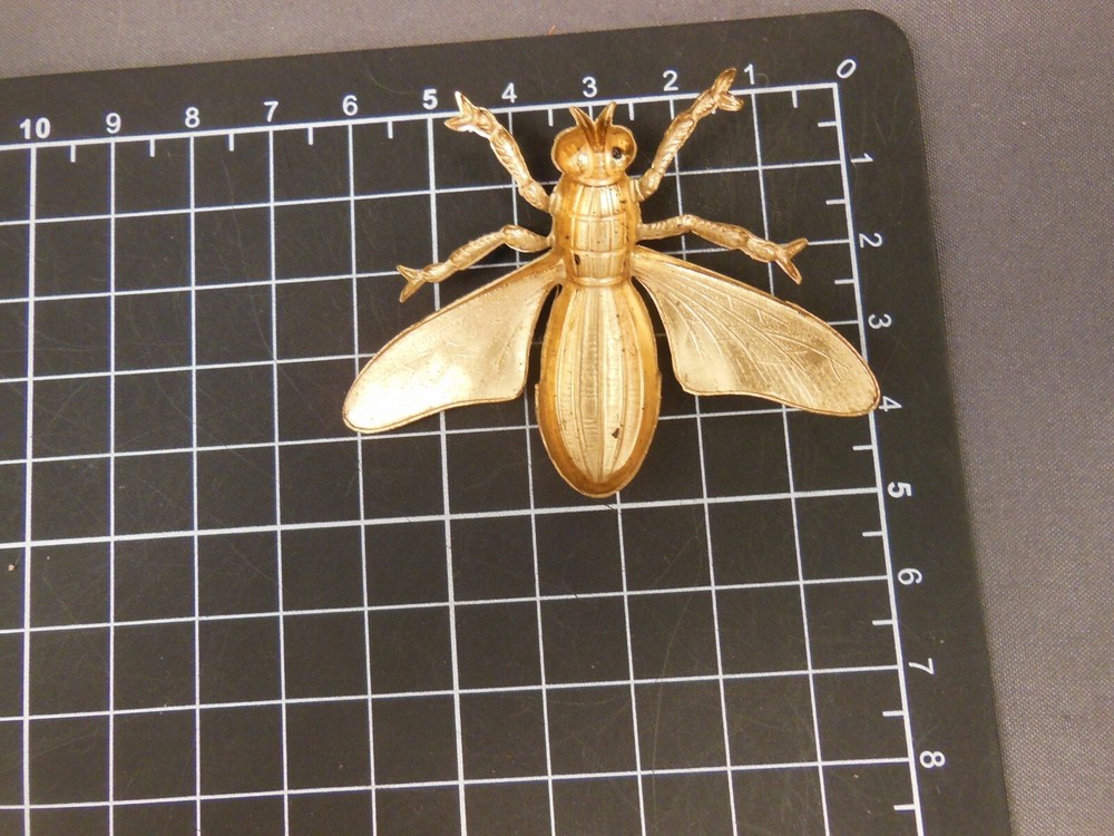 Brass Fly Insect Bug X-Large jewelry finding (osb136)
