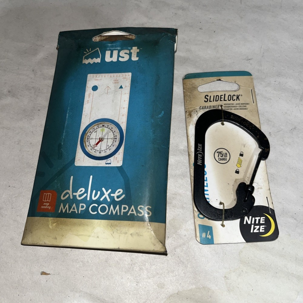 Deluxe Map Compass With Slide Lock Carabiner Set