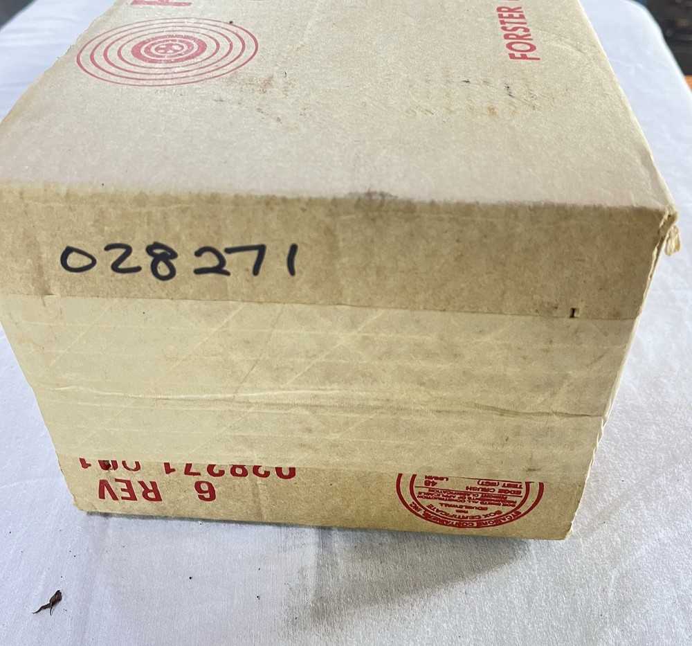 Forster Bonanza Co-Ax Loading Press Model B2 New