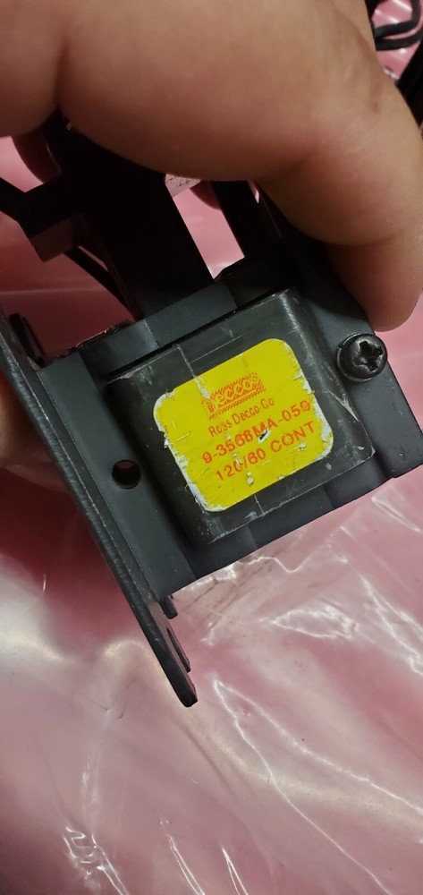 Ross Decco 9-3568-ma-059 15-545-059 Solenoid Valve actuator. Bx229