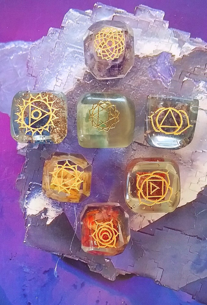CHAKRA SET, ORGONE Chakra Crystal CUBE Set, Engraved or Not, 7 CUBE CHAKRA SET