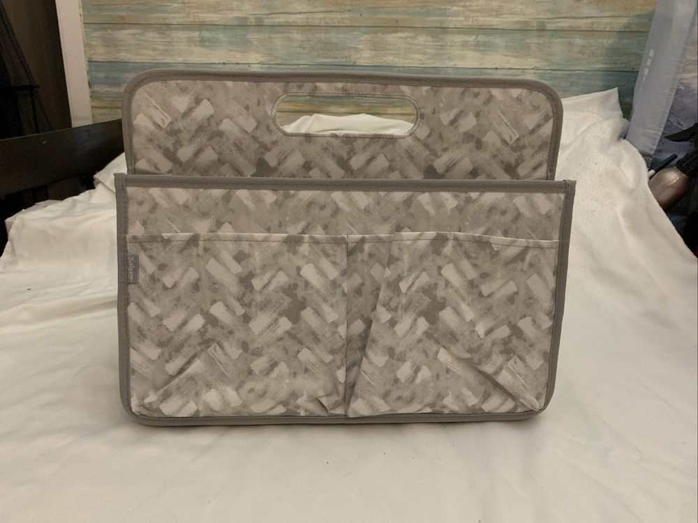 Thirty One Double duty caddy gray and white pattern New  No Tags