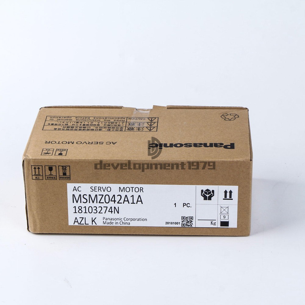1PCS NEW Panasonic Servo Motor MSMZ042A1A
