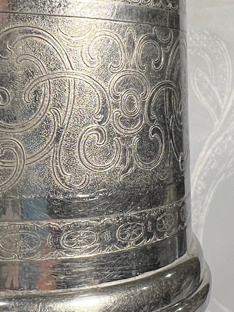 Vtg. Sugar bowl Silver Plated covered Engraved double handle