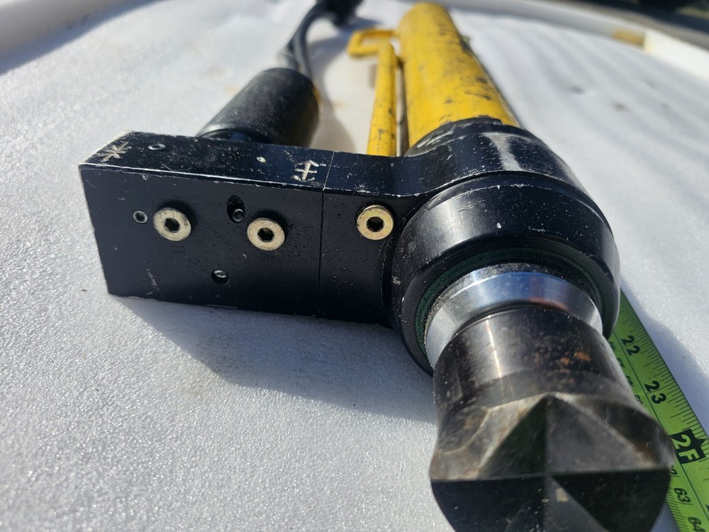 GENESIS RESCUE EQUIPMENT RAM