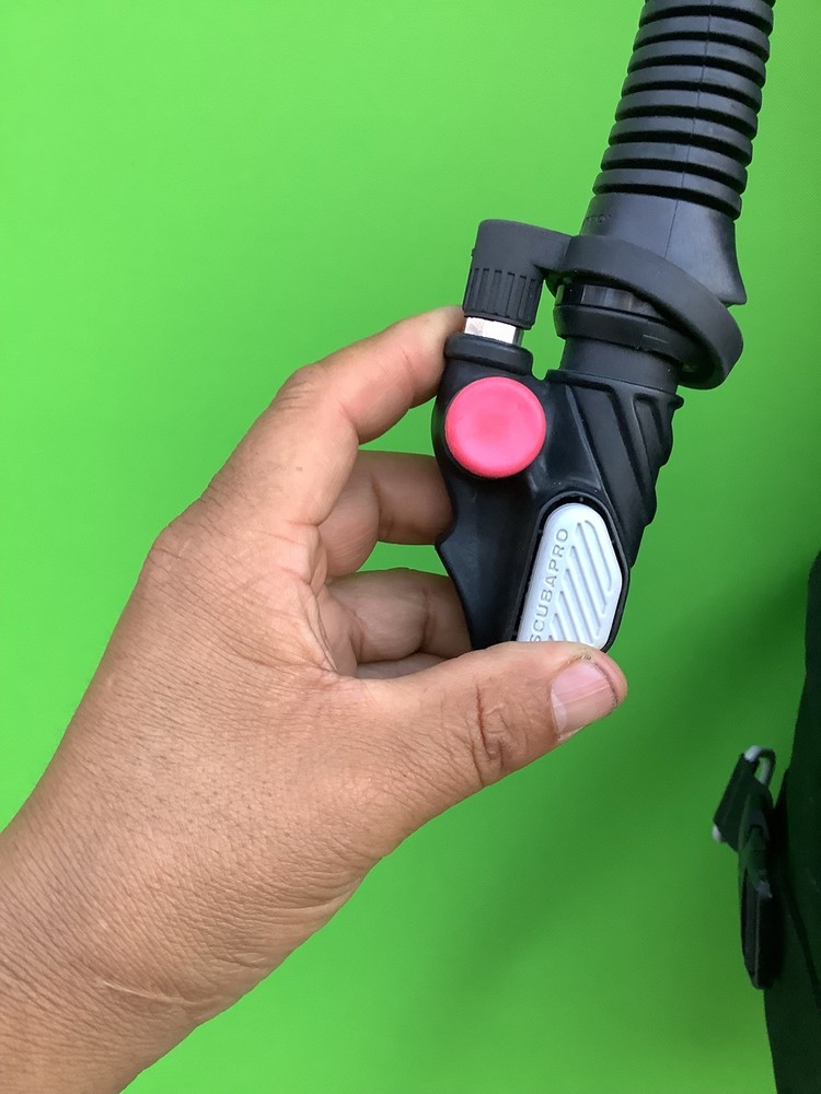 Scubapro Go BCD 2011 Size Large pre owned