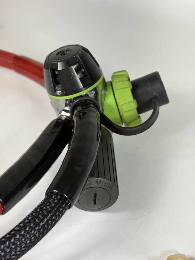 Poseidon Xstream Duration DIN Regulator 1st and 2nd Stage - Green Coded