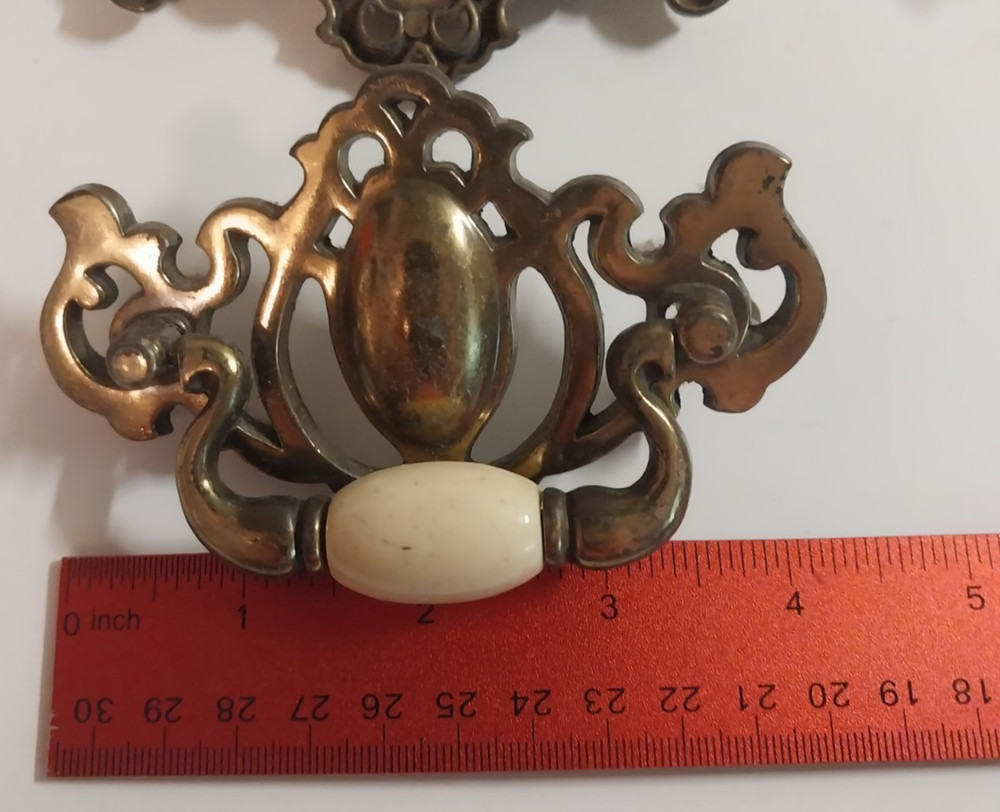Vintage Set 6 Drawer Pulls & 4 Knobs Matching Brass and White Ceramic