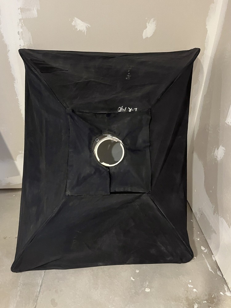 Plume Wafer 140 Softbox for Speedotron Flash Light