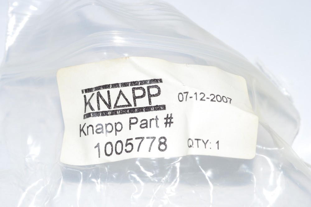 NEW KNAPP Part # 1005778 T Fitting Coupling