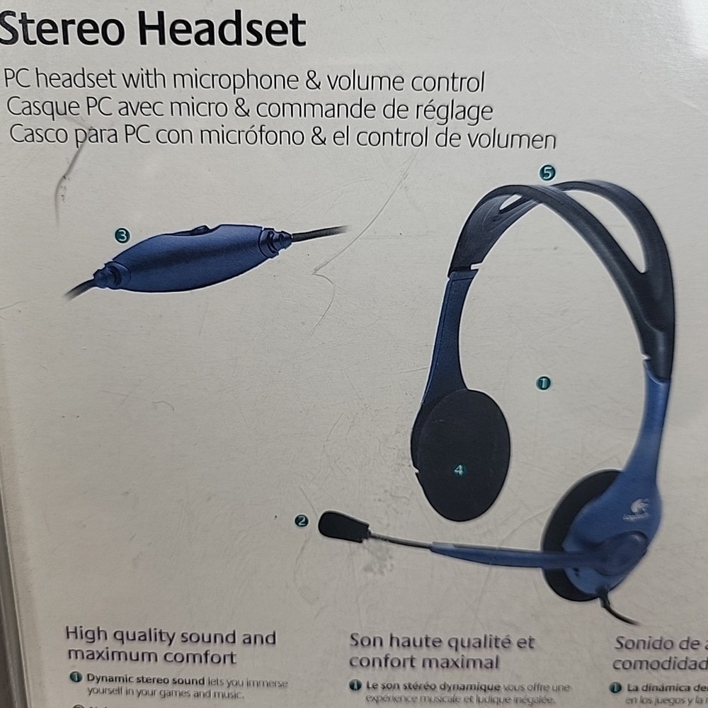 Logitech PC Premium Stereo Headset with Microphone & Volume Control *Read*