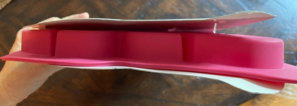 NIB. Butterfly Silicone Pull Apart Cupcake Baking Mold Lifetime Brands Inc.