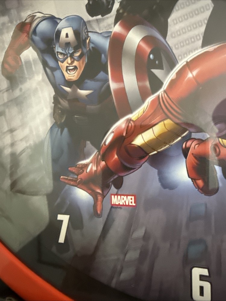 12 Inch Marvel Clock Battery Operated Featuring Avengers, Hulk, Thor, Cpt Ameri