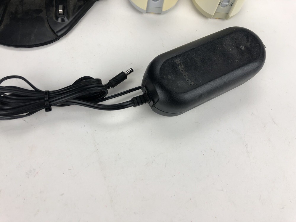 Charger Base + 2 Lighthouse Virtual Wall For iRobot Roomba Vacuum Robot 6652A