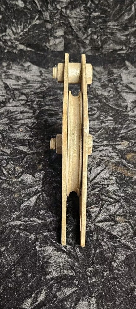 VINTAGE ANTIQUE BLOCK SINGLE CABLE PULLEY