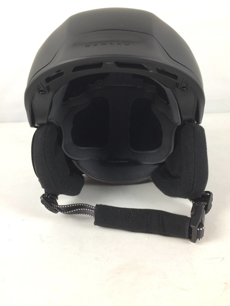Excellent Oakley MOD5 Snow Helmet, Matte Black, Small
