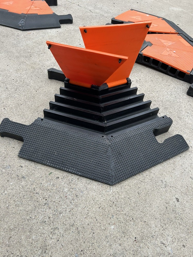 Elasco Turn 5 Channel Cable Protector - Combined Shipping Available