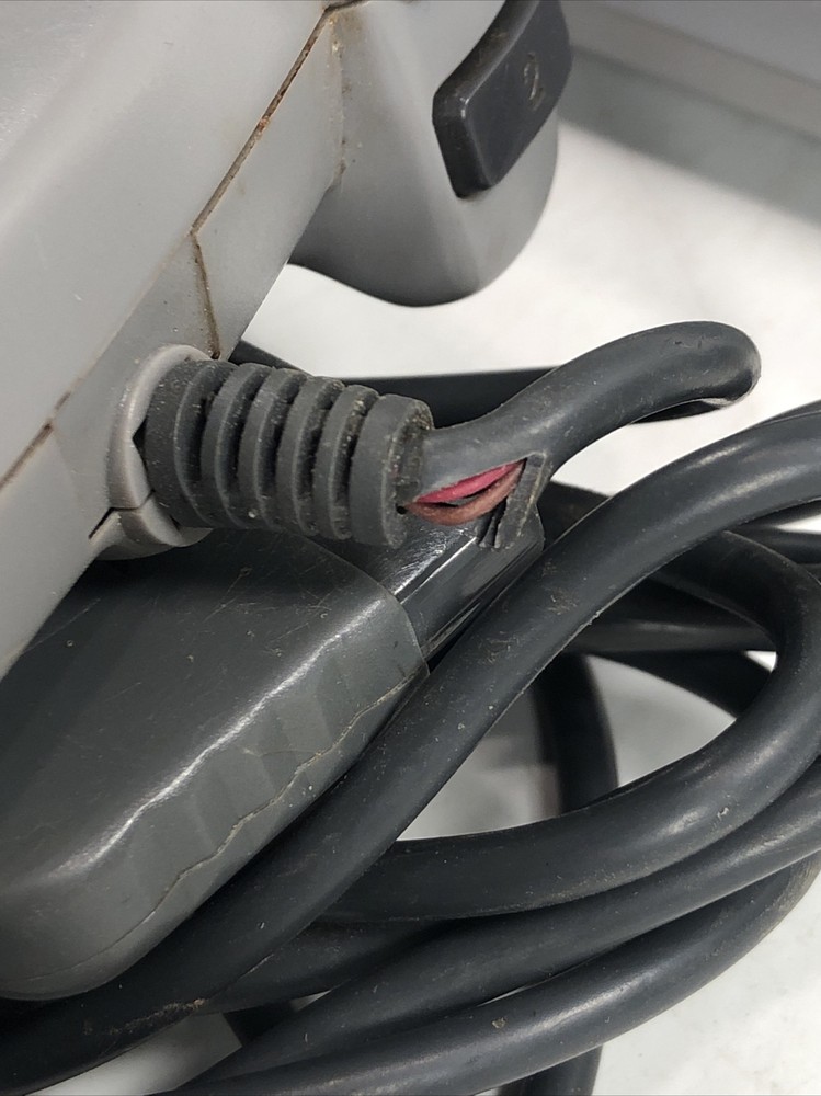 Official Sony PlayStation 1 PS1 Console Complete w 2 Controllers 2 Games