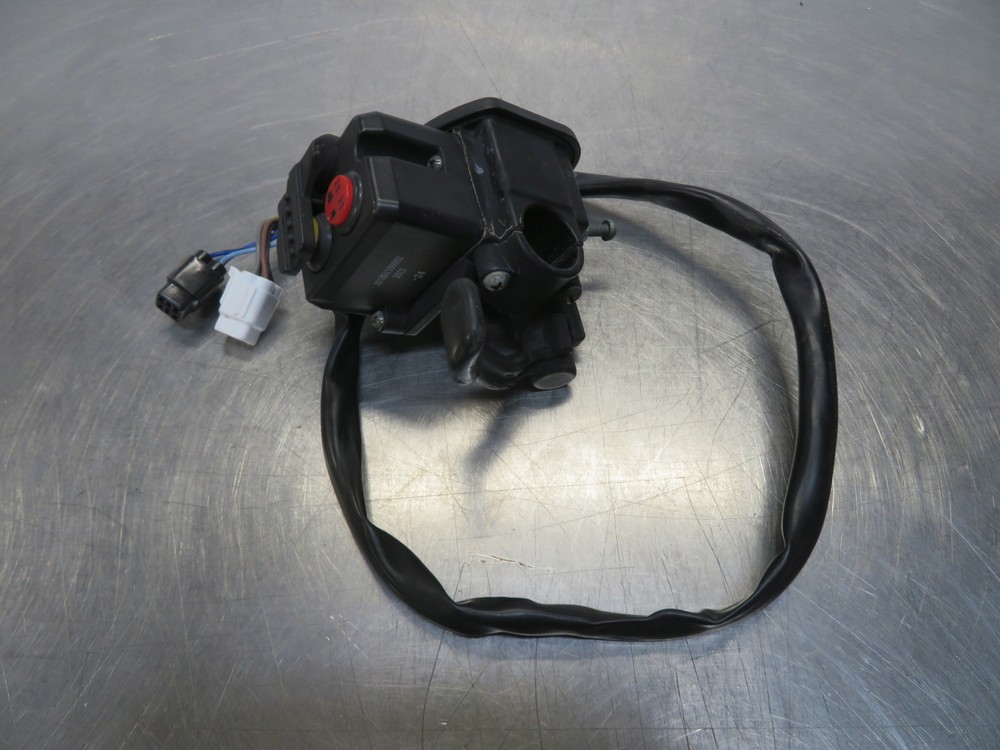 EB1204 2021 21 SEGWAY SNARLER HANDLE BAR CONTROL SWITCH RH