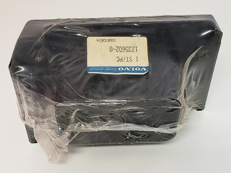 1235602 Volvo Valve Housing RH