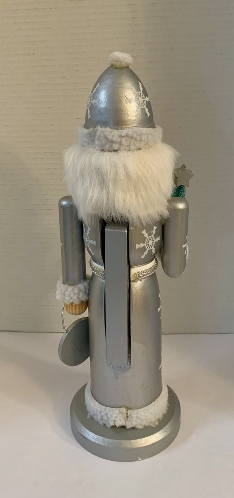 Target 2007 Nutcracker Silver Snowflake 14" Santa Ltd Edition w/Tree 5505/13402