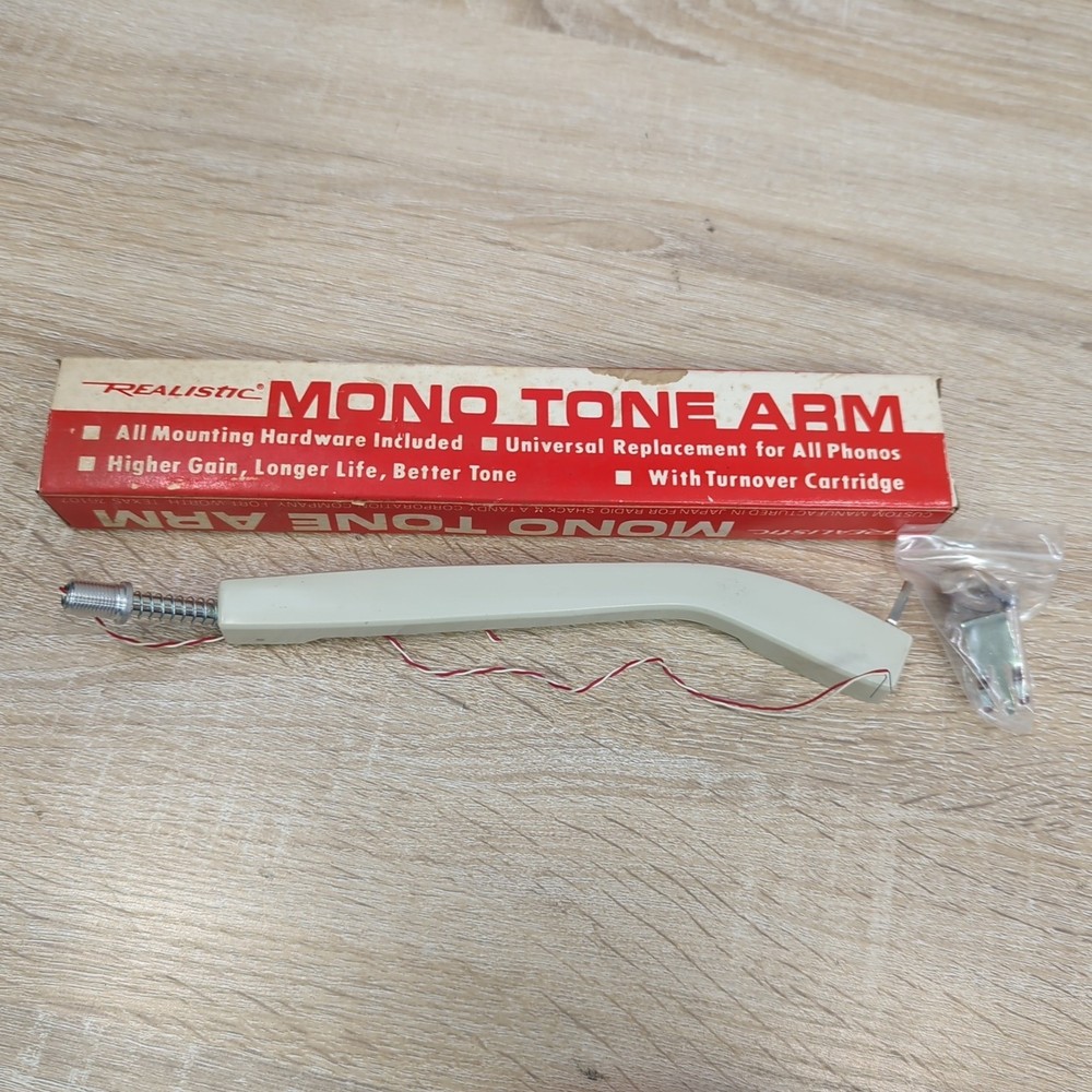Realistic 8A6 Mono Tone Arm