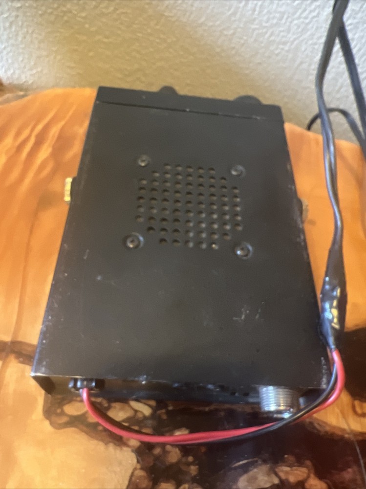 K40 CB Radio No k401
