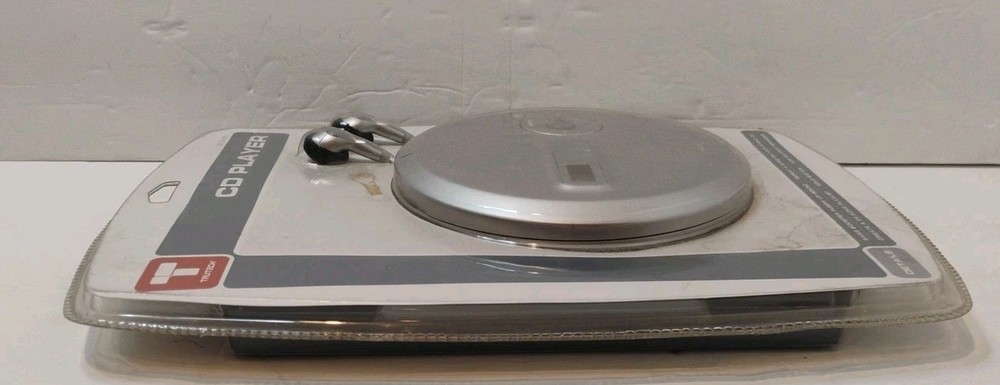 2005 TruTech Portable CD Player. Model T100-CD NEW, UNOPENED