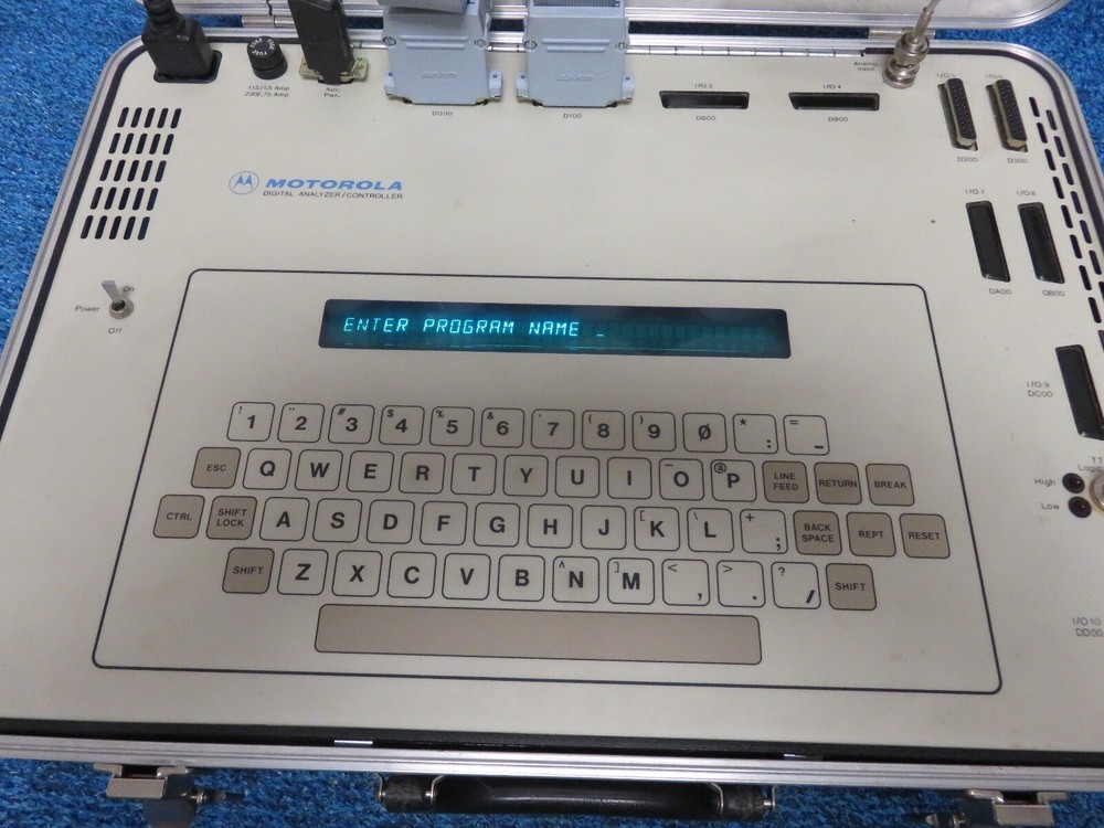 MOTOROLA R-1801A DIGITAL ANALYZER CONTROLLER READER PROGRAMMER RTL-5832